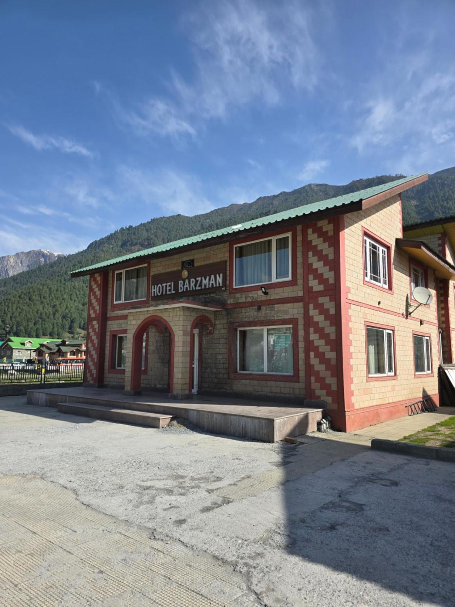 Hotel Barzman Sonāmarg Esterno foto