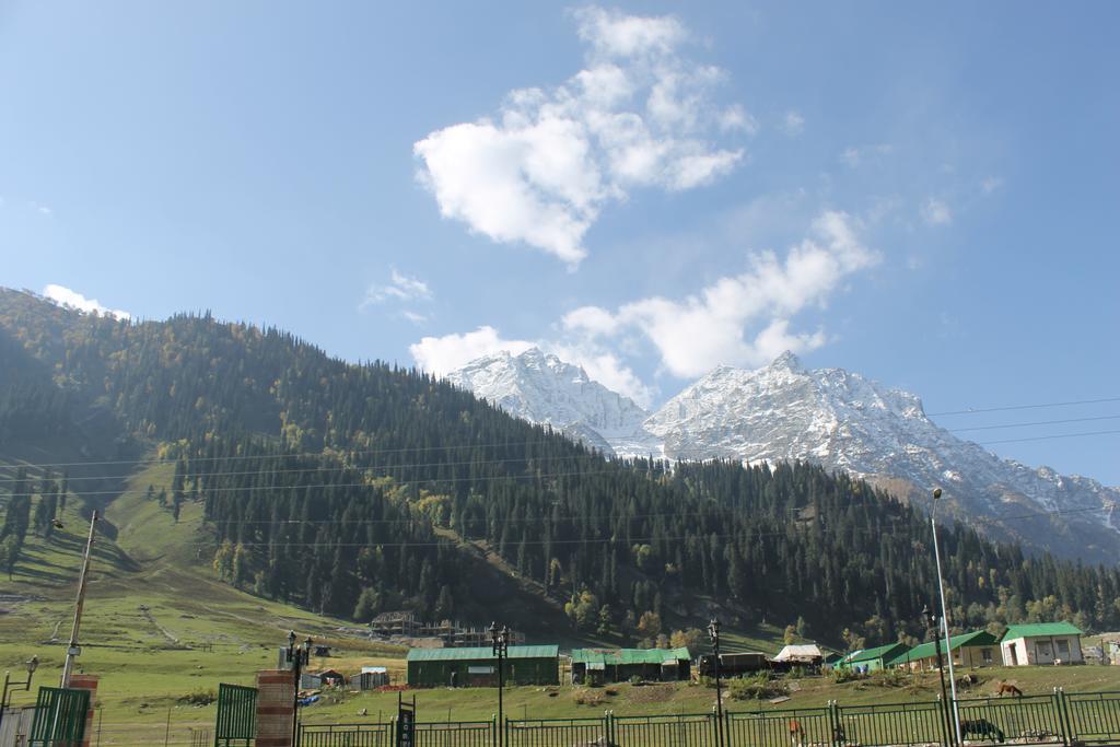 Hotel Barzman Sonāmarg Esterno foto
