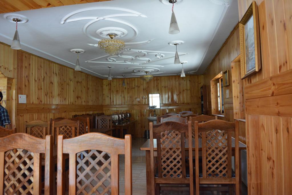 Hotel Barzman Sonāmarg Esterno foto