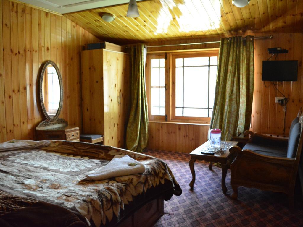 Hotel Barzman Sonāmarg Esterno foto